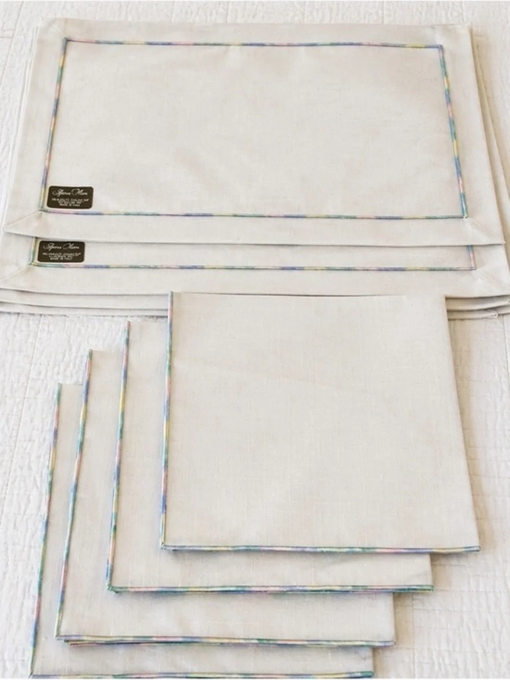 Luxury Linen Placemats & Napkins Set of 4 White Pastel Trim Coastal Table Decor